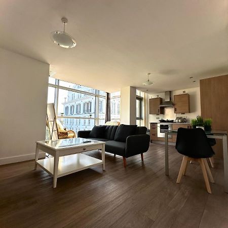 Birmingham Prime Location Stunning Apartment Floor-To-Ceiling Windows Экстерьер фото