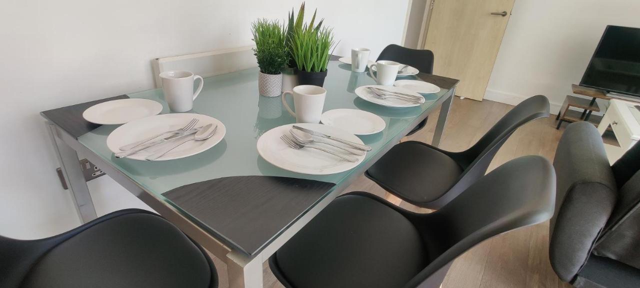 Birmingham Prime Location Stunning Apartment Floor-To-Ceiling Windows Экстерьер фото