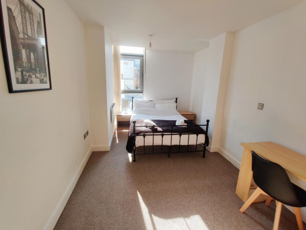Birmingham Prime Location Stunning Apartment Floor-To-Ceiling Windows Экстерьер фото