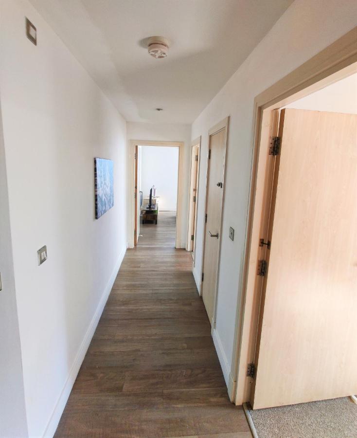 Birmingham Prime Location Stunning Apartment Floor-To-Ceiling Windows Экстерьер фото
